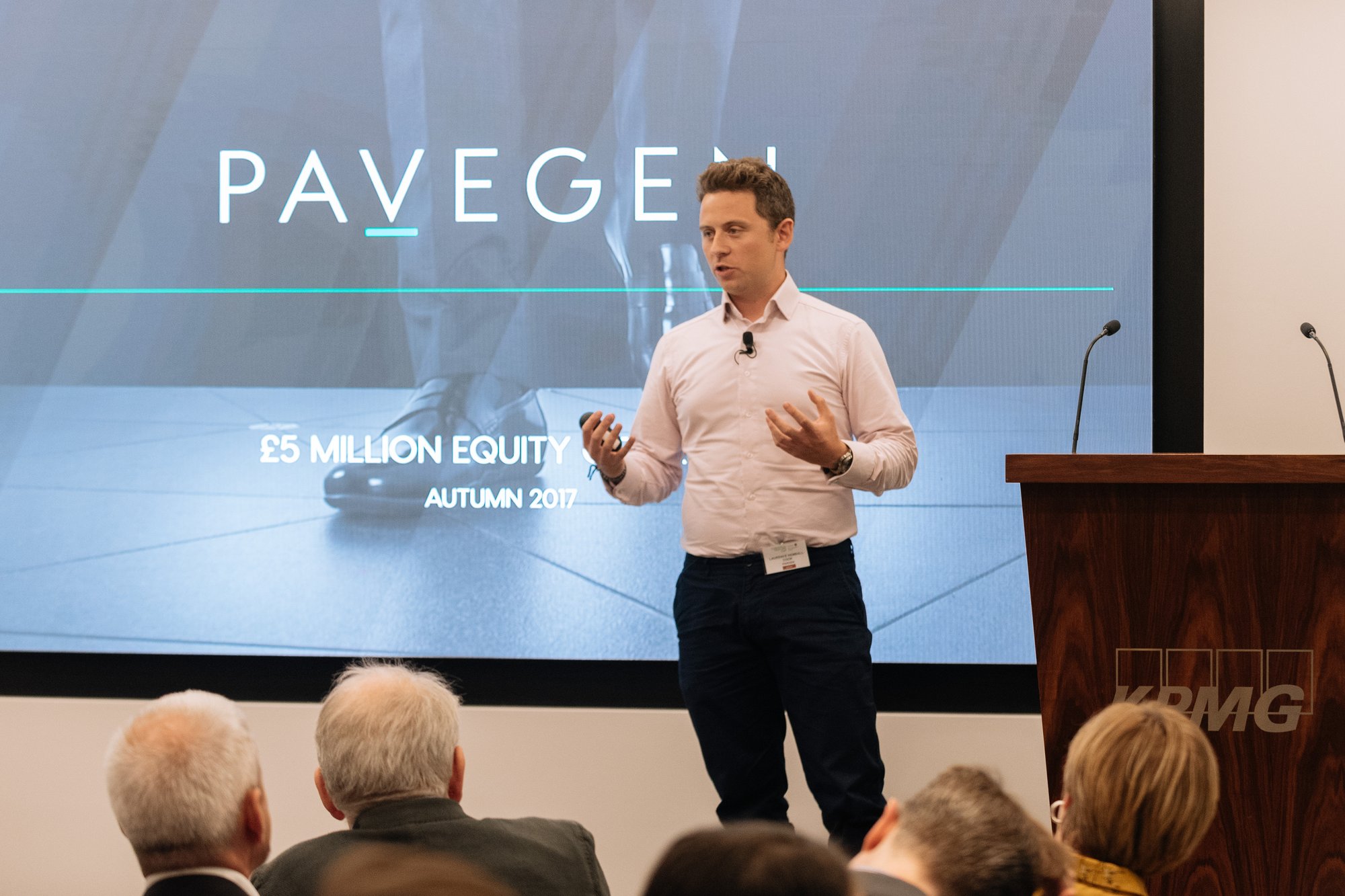 Pavegen Pitching at Cleantech Venture Day